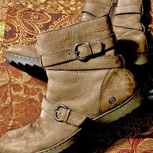 BORN Ankle Boots, brown leather suede